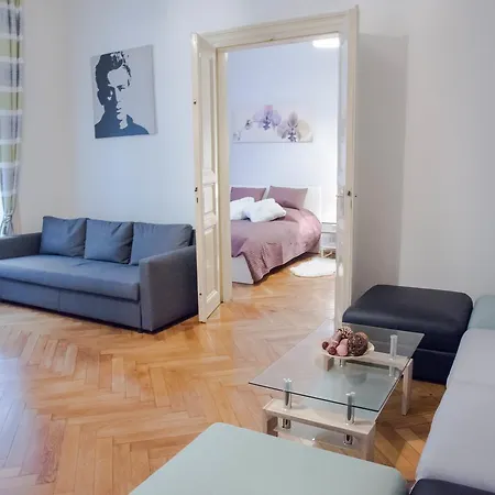 Luxury Spacious Prag
