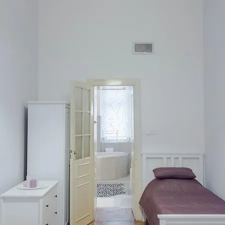 Luxury Spacious Apartmán
